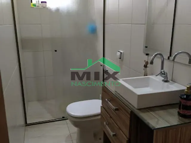 Casa com 262m² 4 quartos e 4 banheiros, à venda, no bairro Canhema em Diadema