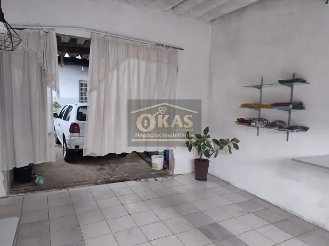 Sobrado com 300m² 3 quartos e 2 banheiros, à venda, no bairro Vila Urupês em Suzano