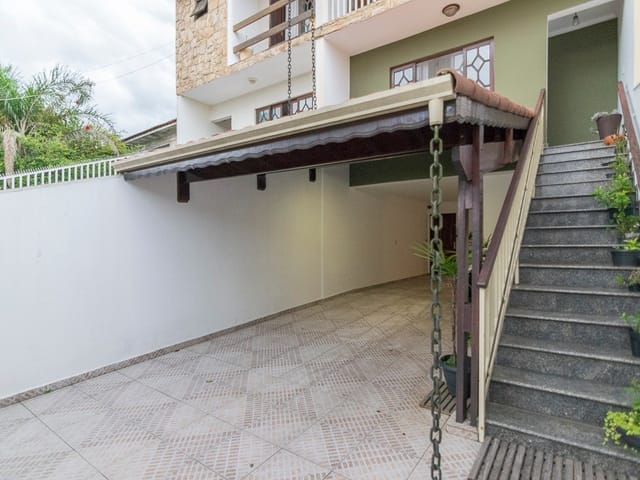 Sobrado com 210m² 3 quartos e 4 banheiros, para alugar, no bairro Olímpico em São Caetano do Sul