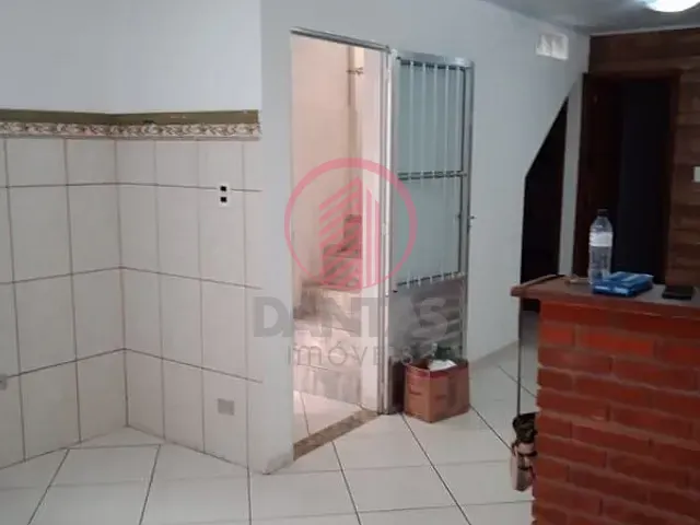 Sobrado com 125m² 2 quartos e 1 banheiro, à venda, no bairro Bandeiras em Osasco