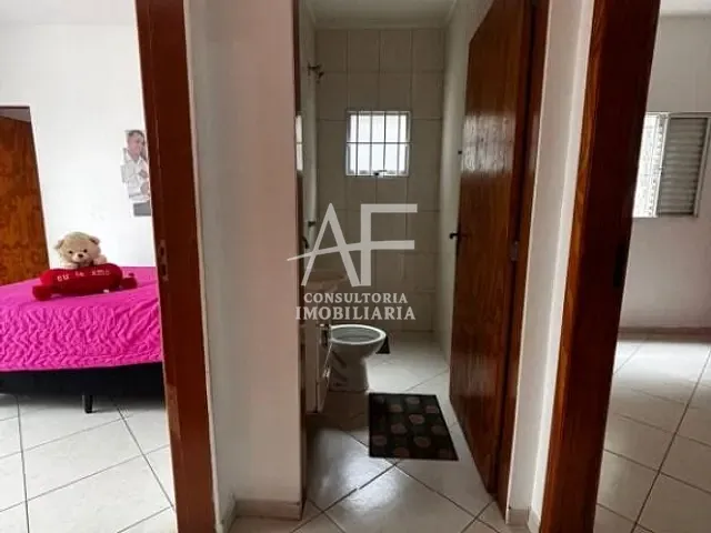 Sobrado com 250m², à venda, no bairro Morada dos Nobres em Taubaté