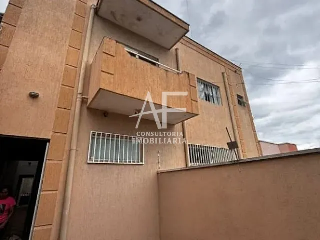 Sobrado com 250m², à venda, no bairro Morada dos Nobres em Taubaté