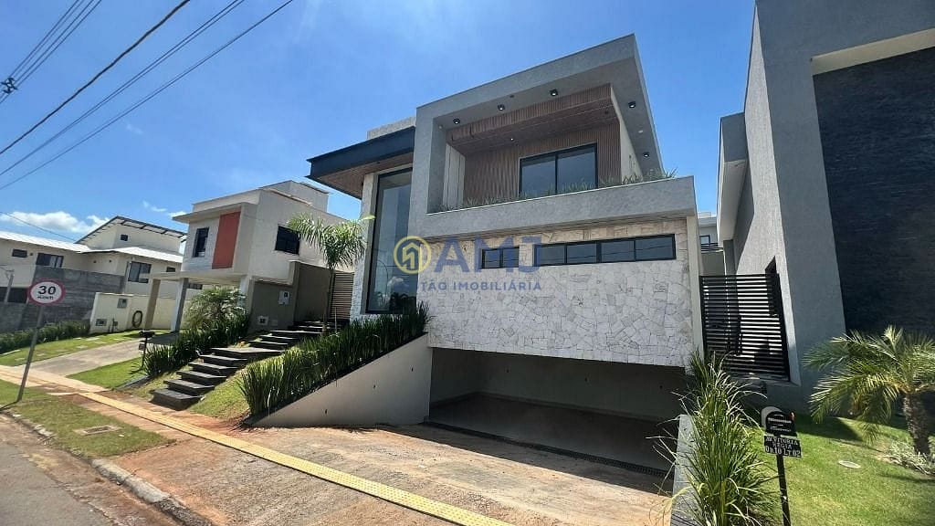 Sobrado, 5 quartos, 333 m² - Foto 1