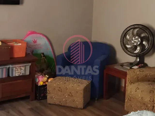 Sobrado com 267m² 3 quartos e 2 banheiros, à venda, no bairro Presidente Altino em Osasco