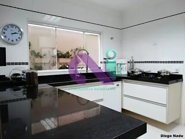 Sobrado com 125m² 3 quartos e 3 banheiros, à venda, no bairro Jardim das Flores em Osasco