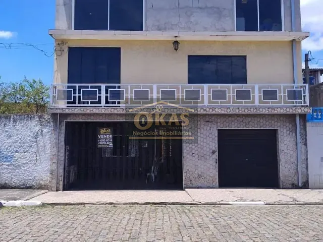 Sobrado com 250m² 3 quartos e 4 banheiros, à venda, no bairro Vila Maluf em Suzano