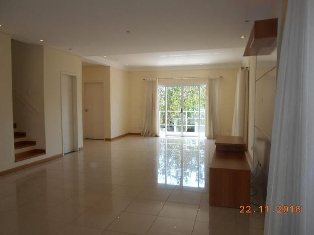 Foto do Sobrado - Sobrado à venda no Urbanova com 290m² | RUSSI IMÓVEIS