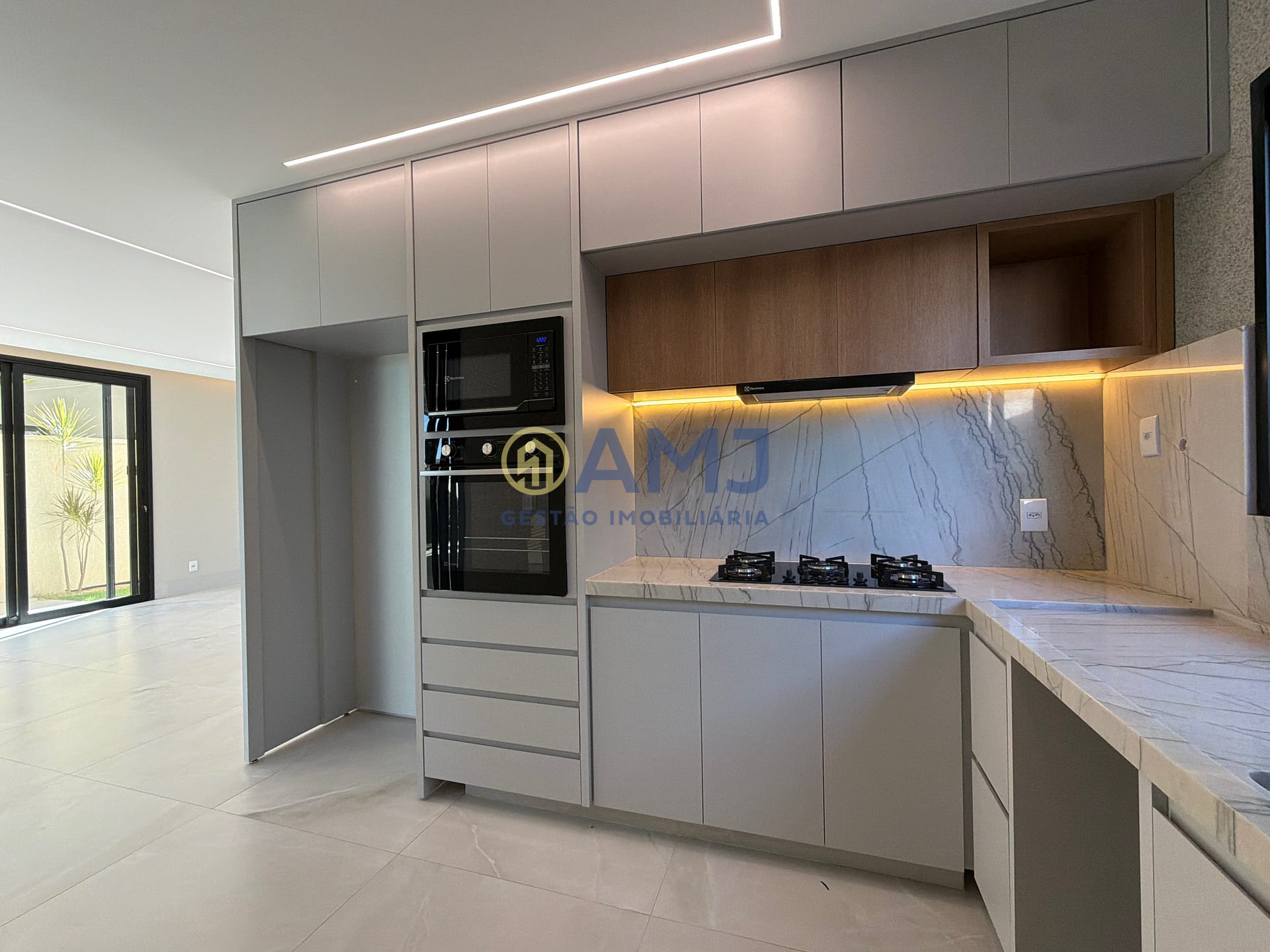 Sobrado, 5 quartos, 274 m² - Foto 7