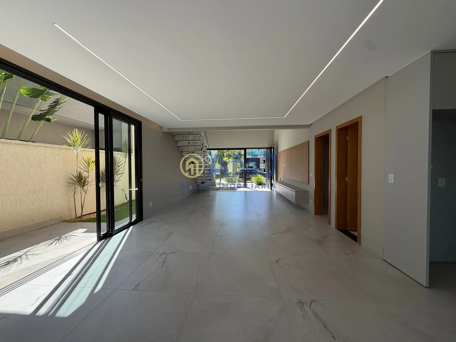Sobrado, 5 quartos, 274 m² - Foto 8