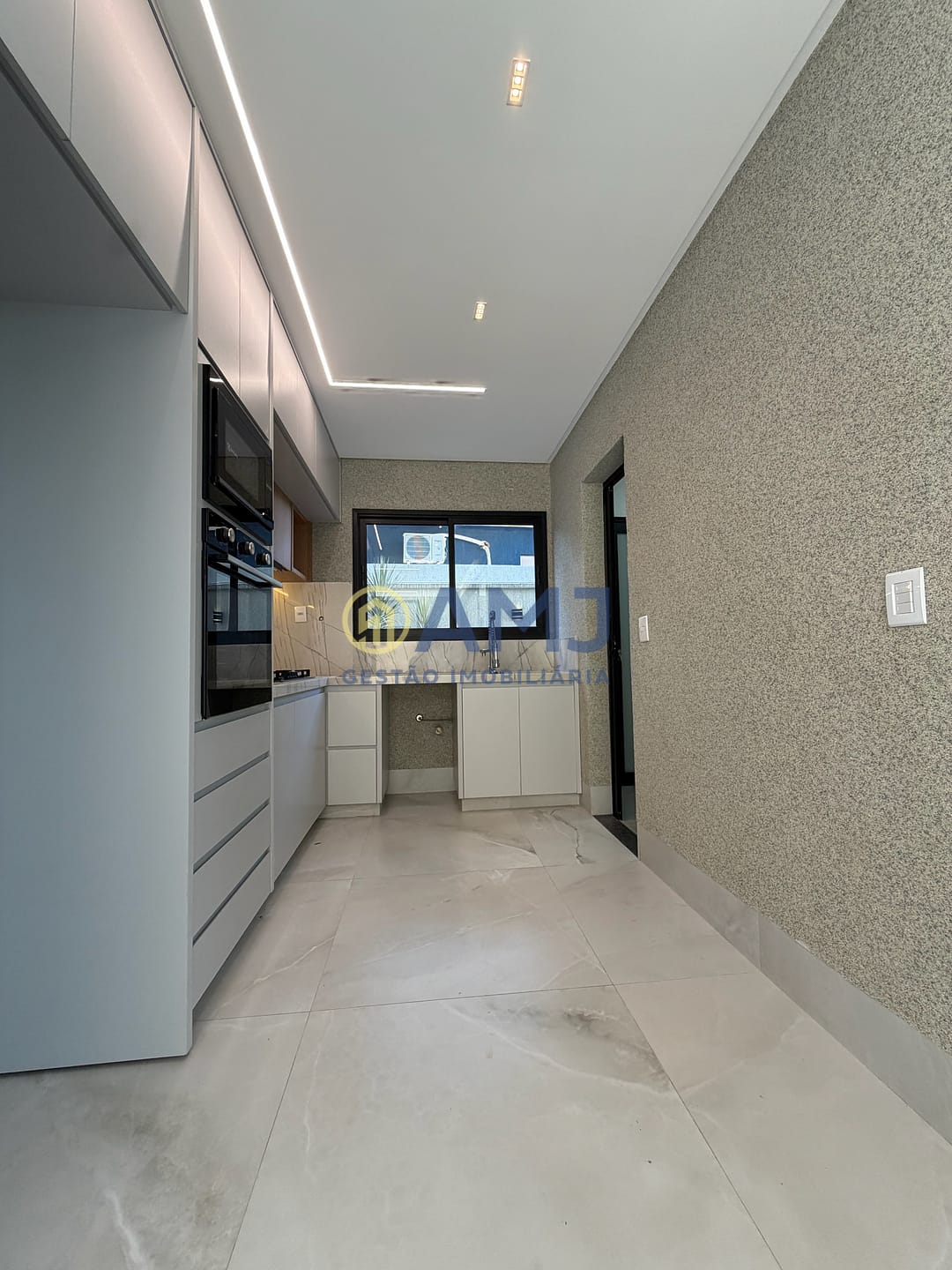 Sobrado, 5 quartos, 274 m² - Foto 9