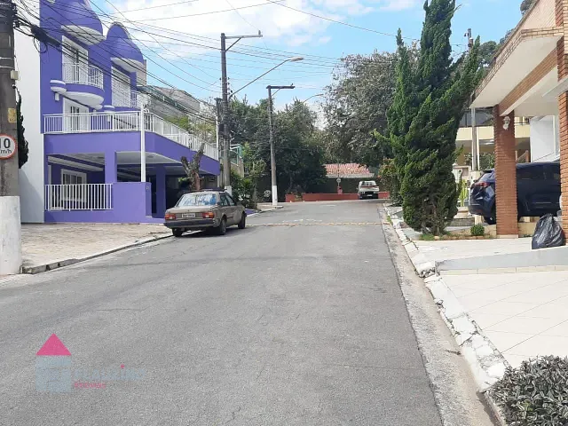 Sobrado com 220m² 4 quartos e 4 banheiros, à venda, no bairro Chácara Nossa Senhora do Bom Conselho em São Paulo