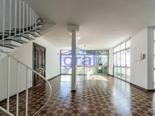 Sobrado com 250m² 3 quartos e 3 banheiros, à venda, no bairro Saúde em São Paulo