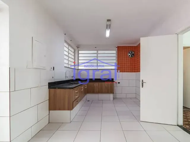 Sobrado com 250m² 3 quartos e 3 banheiros, à venda, no bairro Saúde em São Paulo
