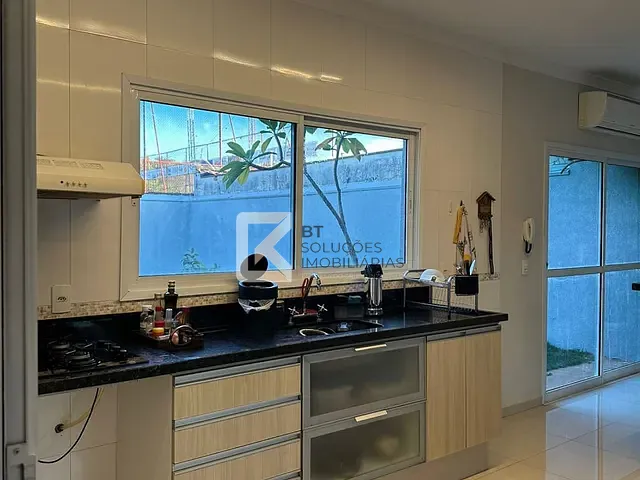 Sobrado com 330m² 3 quartos e 4 banheiros, à venda, no bairro Alto da Colina em Indaiatuba