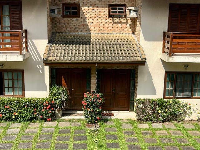 Sobrado 3 quartos e 4 banheiros, à venda, no bairro Maitinga em Bertioga