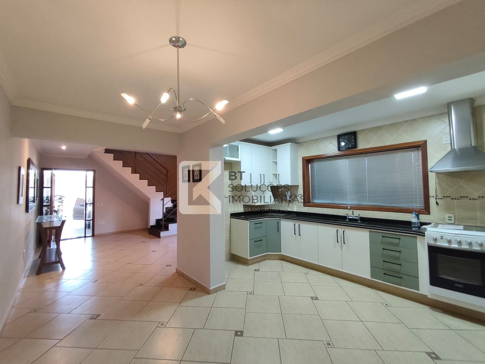 Sobrado à venda e aluguel com 3 quartos, 180m² - Foto 5