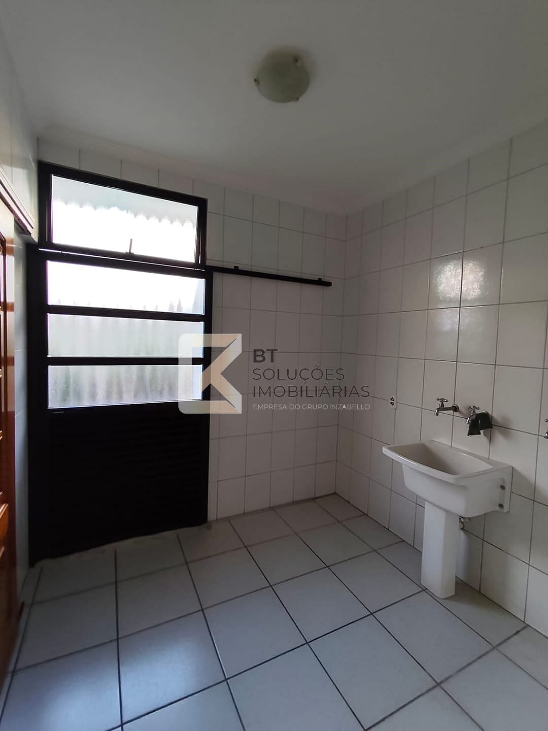 Sobrado à venda e aluguel com 3 quartos, 180m² - Foto 6
