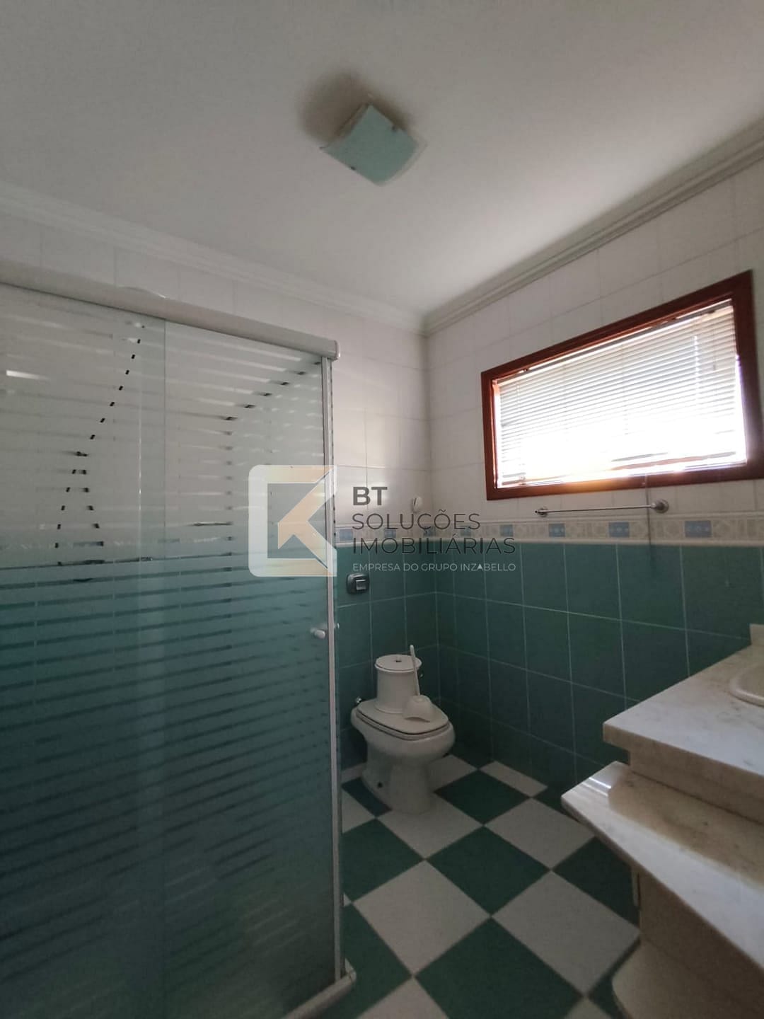Sobrado à venda e aluguel com 3 quartos, 180m² - Foto 19