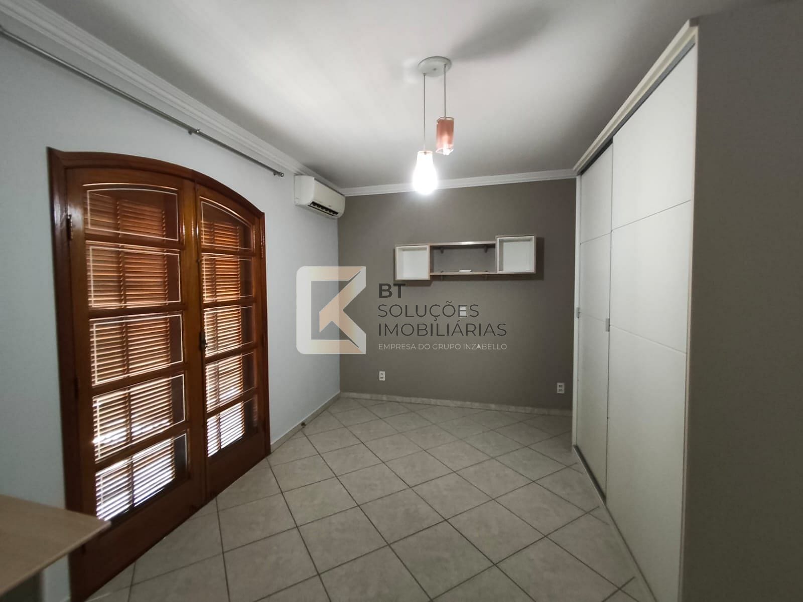 Sobrado à venda e aluguel com 3 quartos, 180m² - Foto 8