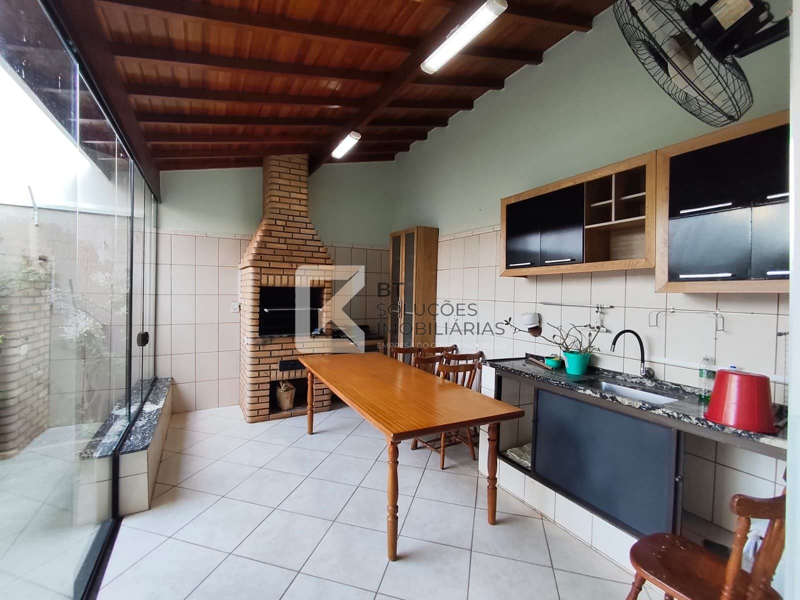 Sobrado à venda e aluguel com 3 quartos, 180m² - Foto 23