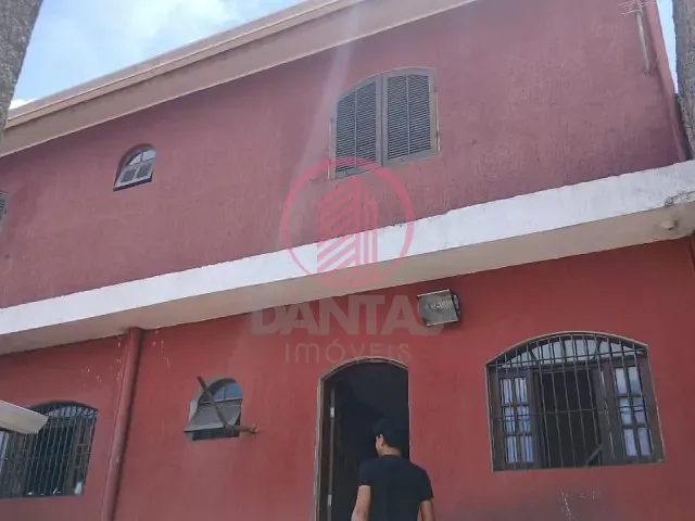 Sobrado com 83m² 2 quartos e 2 banheiros, à venda, no bairro Vila Veloso em Carapicuíba