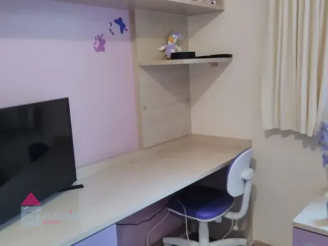 Sobrado com 120m² 3 quartos e 2 banheiros, à venda, no bairro Campo Limpo em São Paulo