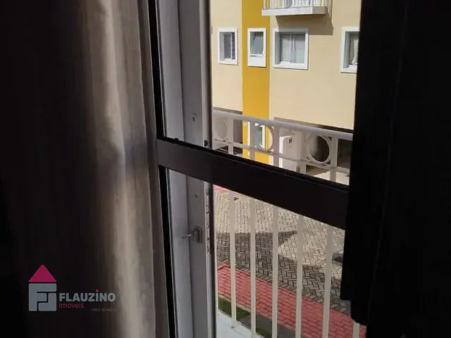 Sobrado com 120m² 3 quartos e 2 banheiros, à venda, no bairro Campo Limpo em São Paulo