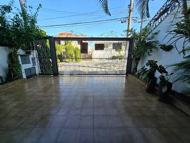 Sobrado 3 quartos e 4 banheiros, à venda, no bairro Vila Paiva em São Paulo