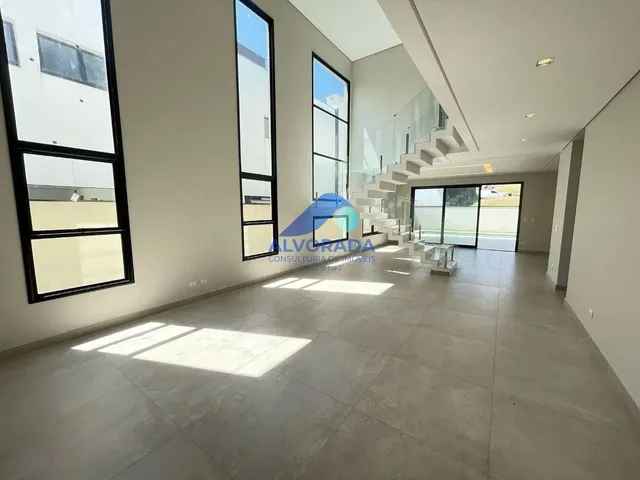 Sobrado com 450m² 4 quartos e 1 banheiro, à venda, no bairro Condomínio Residencial Alphaville II em São José Dos Campos