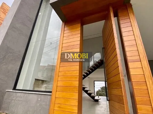 Sobrado com 200m² 3 quartos e 3 banheiros, à venda, no bairro Cadiz em Gravataí