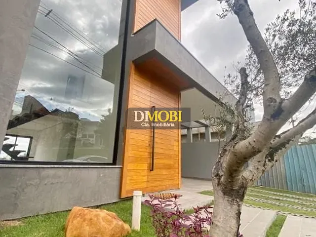 Sobrado com 200m² 3 quartos e 3 banheiros, à venda, no bairro Cadiz em Gravataí