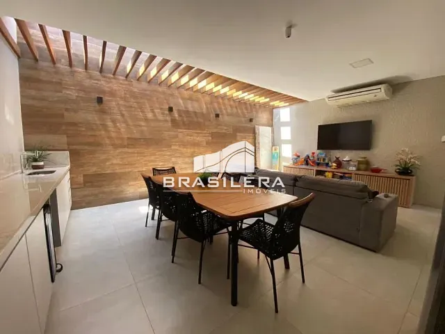 Sobrado com 276m² 3 quartos e 5 banheiros, à venda, no bairro Parque Amazônia em Goiânia