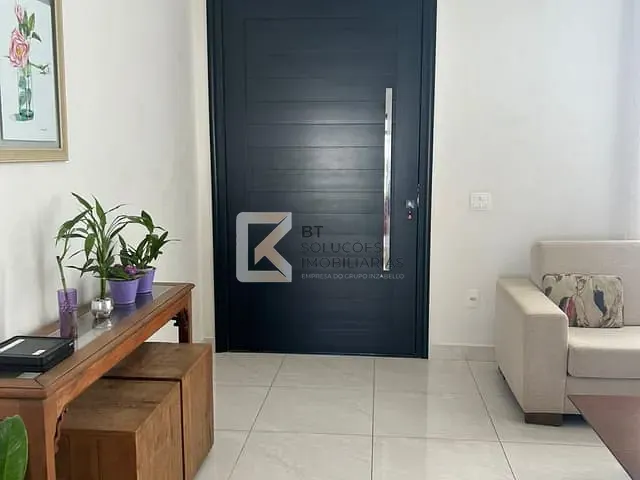 Sobrado com 300m² 3 quartos e 2 banheiros, à venda, no bairro Jardim Residencial Maria Dulce em Indaiatuba