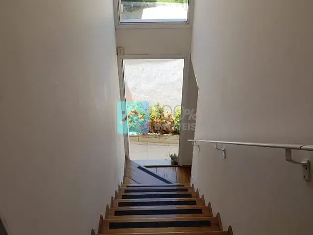 Sobrado com 160m² 3 quartos e 3 banheiros, à venda, no bairro Jardim Maringa em São José dos Campos