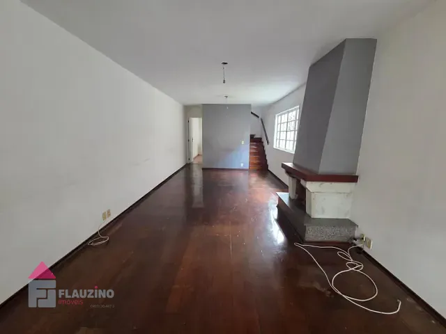 Sobrado com 120m² 3 quartos e 2 banheiros, à venda, no bairro Chácara Nossa Senhora do Bom Conselho em São Paulo