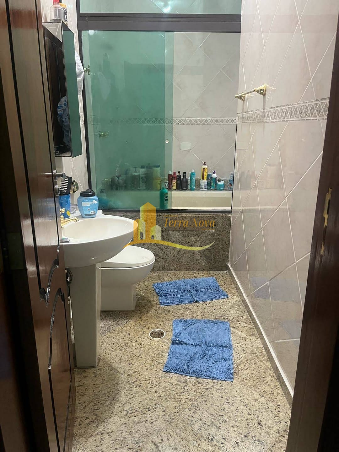 Sobrado, 3 quartos, 221 m² - Foto 2