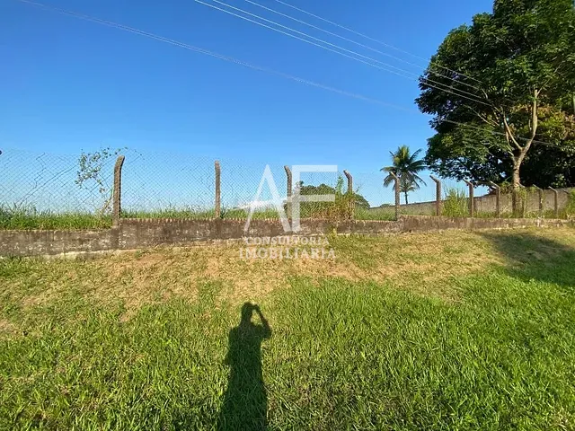 Sobrado com 131m² 3 quartos e 2 banheiros, à venda, no bairro Estrada Nova Taubaté em Tremembé
