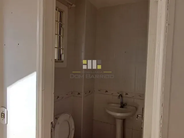 Sobrado com 150m² 3 quartos e 2 banheiros, à venda, no bairro Parque Villa Flores em Sumaré