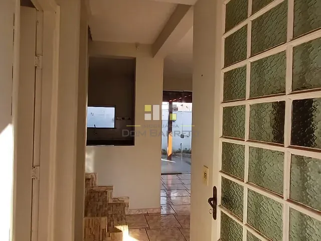 Sobrado com 150m² 3 quartos e 2 banheiros, à venda, no bairro Parque Villa Flores em Sumaré