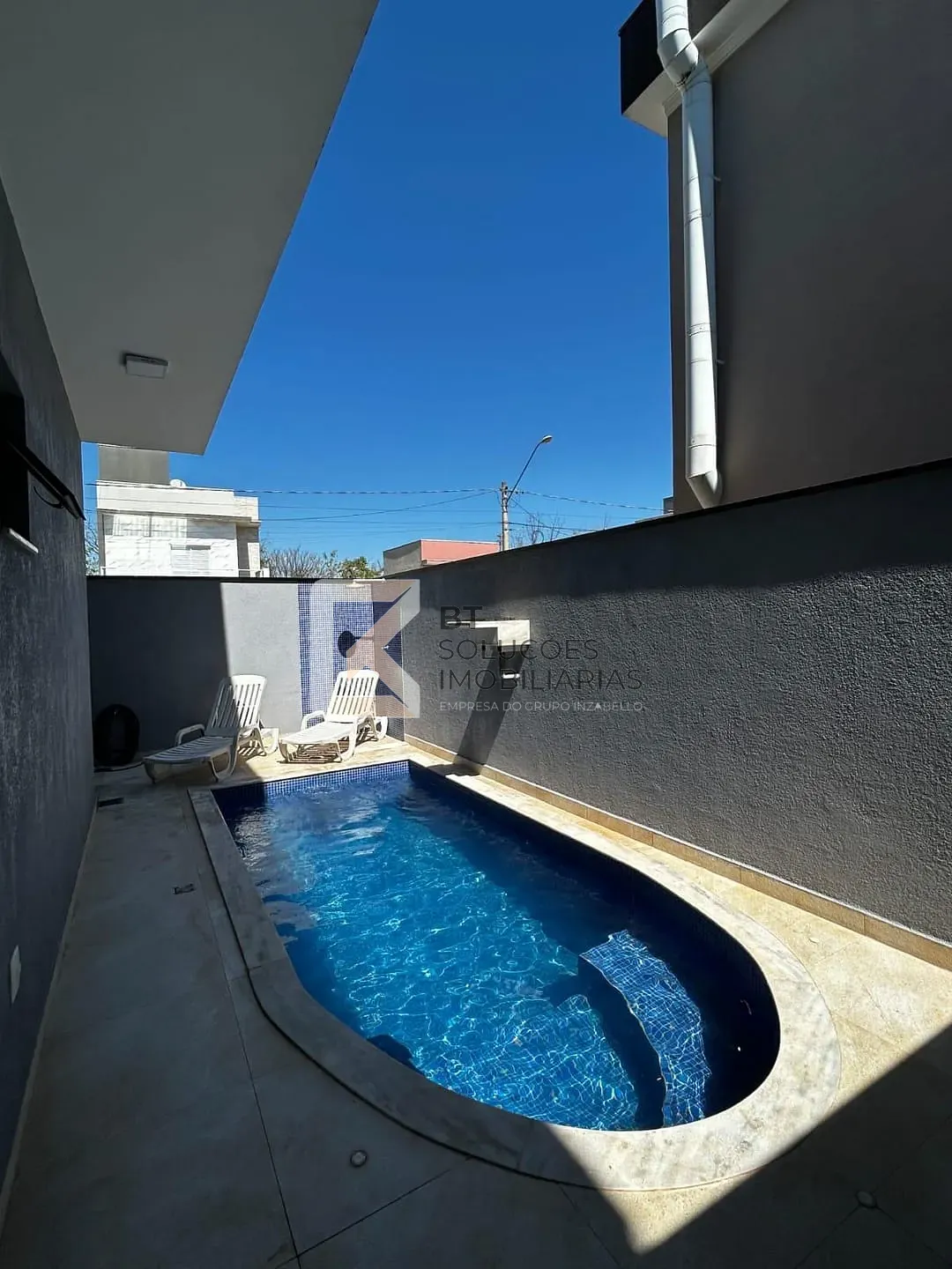 Sobrado, 4 quartos, 180 m² - Foto 1