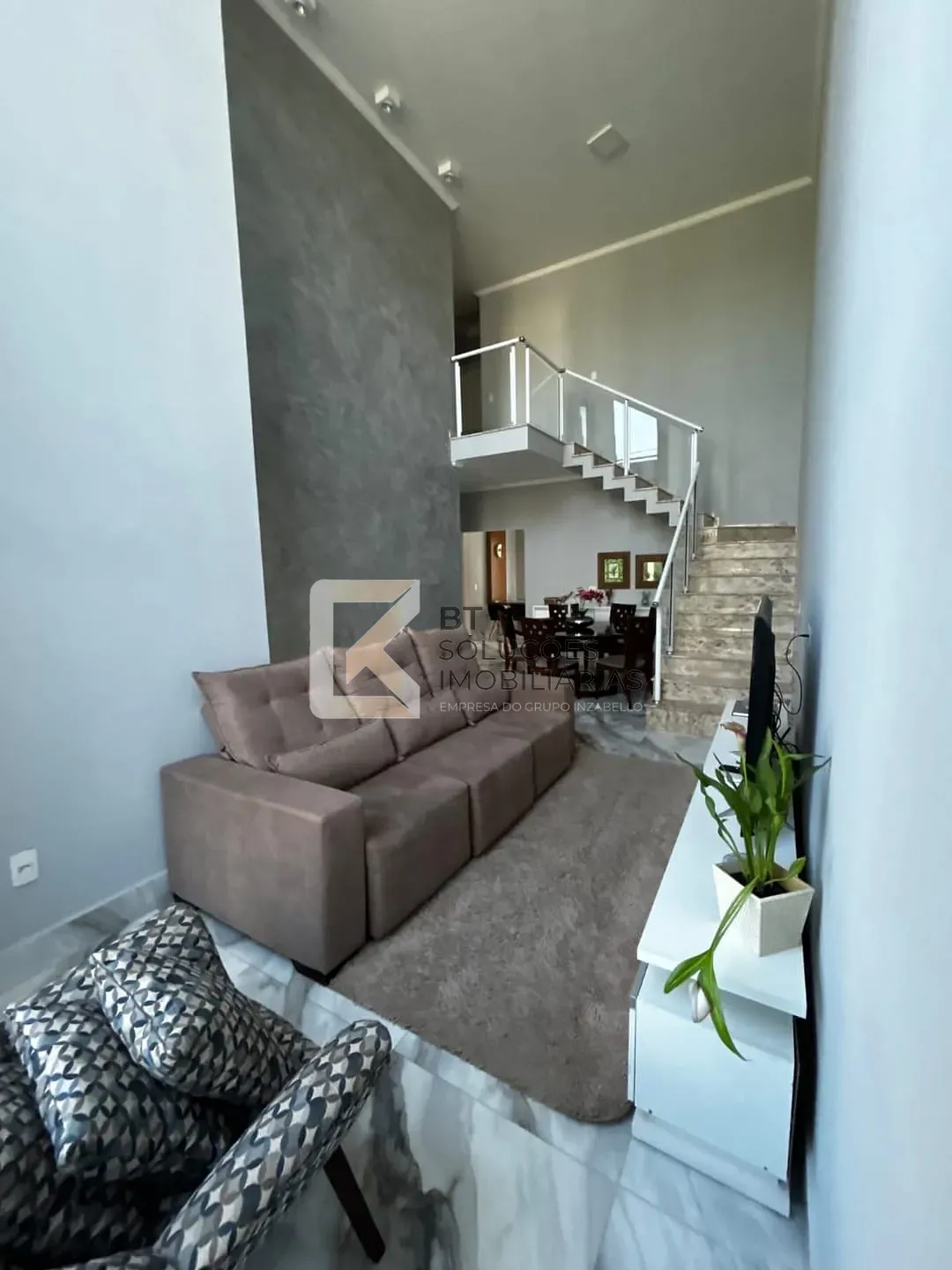 Sobrado, 4 quartos, 180 m² - Foto 2