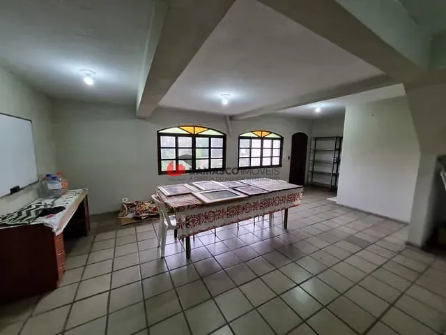 Sobrado com 614m² 4 quartos e 1 banheiro, à venda, no bairro Rudge Ramos em São Bernardo do Campo