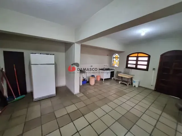 Sobrado com 614m² 4 quartos e 1 banheiro, à venda, no bairro Rudge Ramos em São Bernardo do Campo