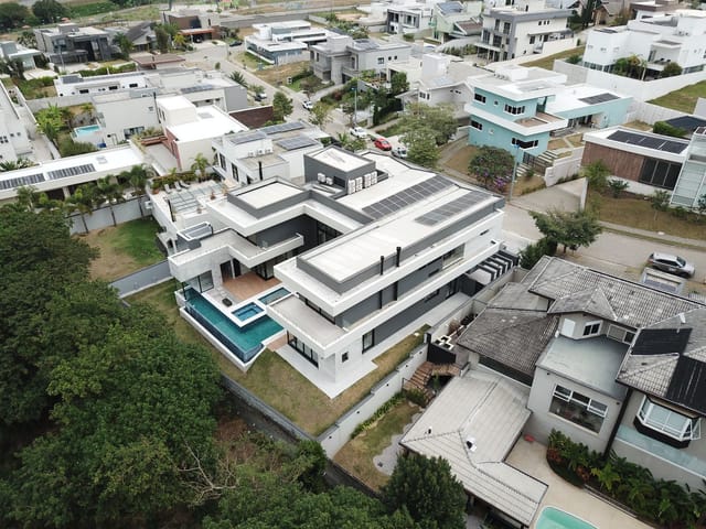 Sobrado com 4 dormitórios à venda, 629 m² por R$ 8.500.000,0