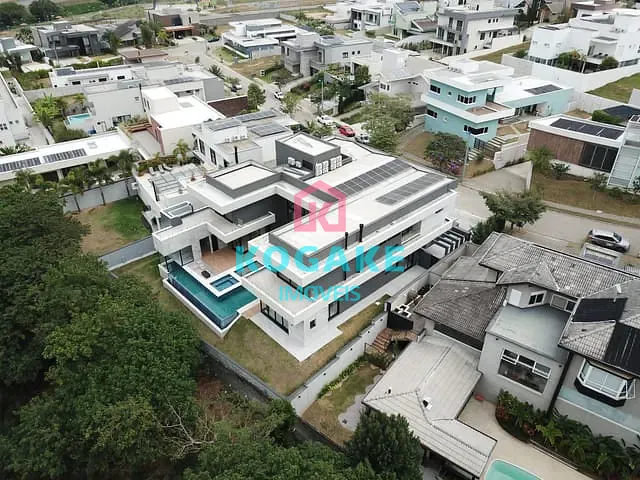 Sobrado com 956m² 4 quartos e 7 banheiros, à venda, no bairro Condomínio Reserva do Paratehy em São José dos Campos