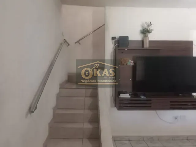 Sobrado com 127m² 3 quartos e 3 banheiros, à venda, no bairro Vila Amorim em Suzano