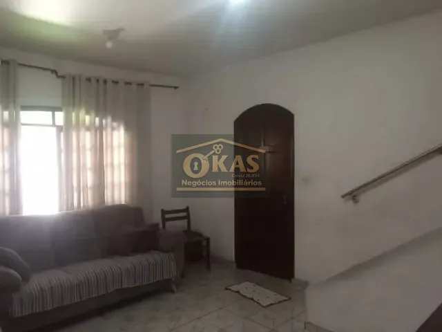 Sobrado com 127m² 3 quartos e 3 banheiros, à venda, no bairro Vila Amorim em Suzano