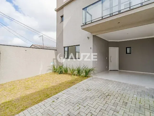 Sobrado com 173m² 4 quartos e 4 banheiros, à venda, no bairro Boneca do Iguaçu em São José Dos Pinhais
