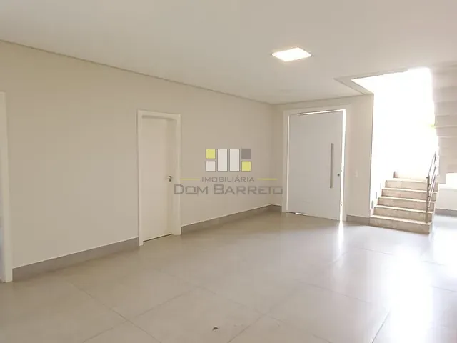 Sobrado com 250m² 3 quartos e 1 banheiro, à venda, no bairro Residencial Real Park Sumaré em Sumaré