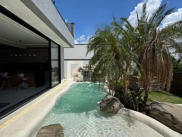 Sobrado com 312m² 4 quartos e 5 banheiros, à venda, no bairro Jardins Di Roma em Indaiatuba